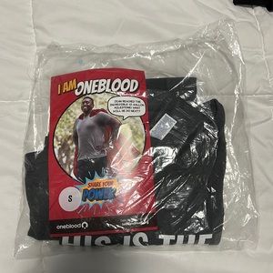 Blood donation long sleeve, Never worn, NWT